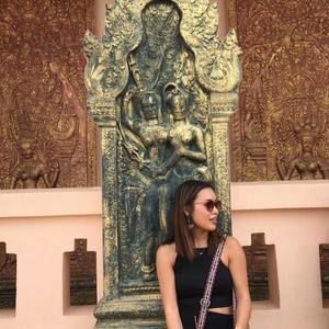 Meet your Posher, Vivi